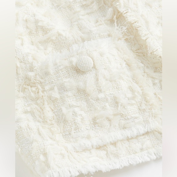 Textured Weave Cream Coloured Chanel Tweed Style Jacket - Picture 2 of 2